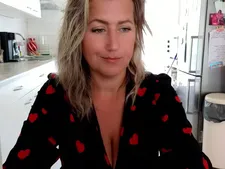Eine der wichtigsten Webcam-Frauen während eines aufregenden Webcam-Sex-Chats