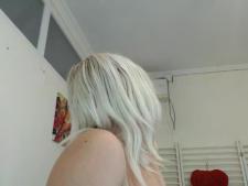 Diese Webcam Babe zeigt ihre Körbchengröße B Busen für die Sex Cam