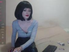 Webcam Sex Performances mit unserem aufregenden Webcam Girl Emmily, Herkunft Arabien