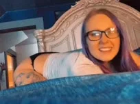 Kleiner arsch wackelt