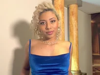 Deine Königin in Blau