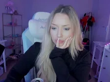 1 der besten Cam-Frauen während eines heißen Webcam-Sex-Gesprächs