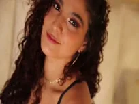 Sexy und würziges Mädchen