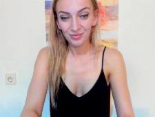 Online-Bilder der großartigen Haltung der Webcam-Dame Sasha