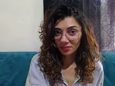 Aysha26 32