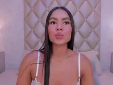 AlexaHunter 2